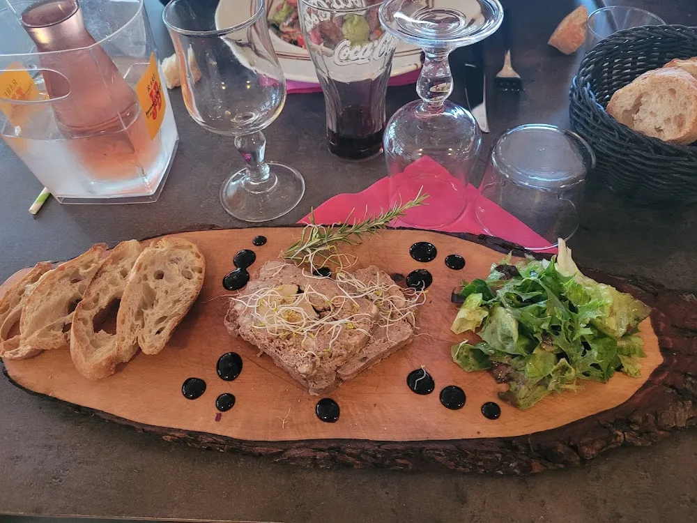 Terrine Croûtons Et Salade